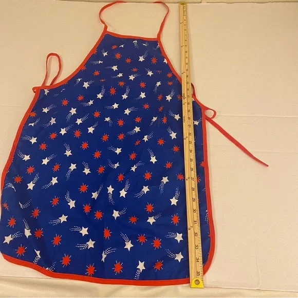 Set of 2 Patriotic Aprons with Hallmark Star Print Gift Bag - Picture 7 of 16
